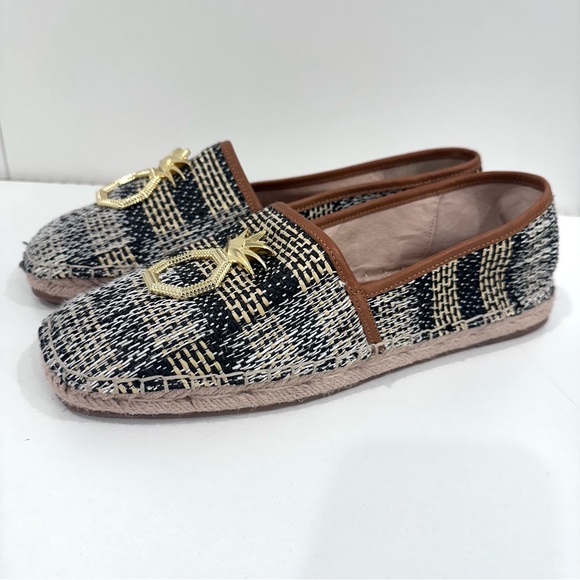 Louise et Cie Shoes - Louise et Cie cream & black espadrilles with gold pineapple detail size 10 NWOT